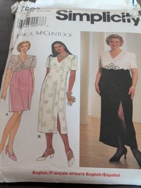 Simplicity Jessica McClintock Women's Dress Pattern 7622 Plus Size 26w-32w Uncut